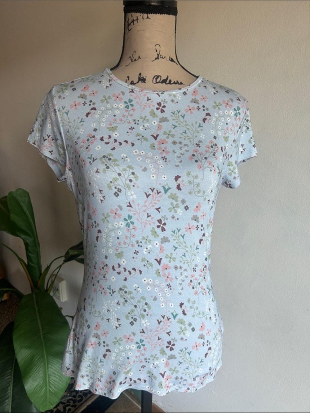 Ted Baker London Floral Lavender Top Size 2